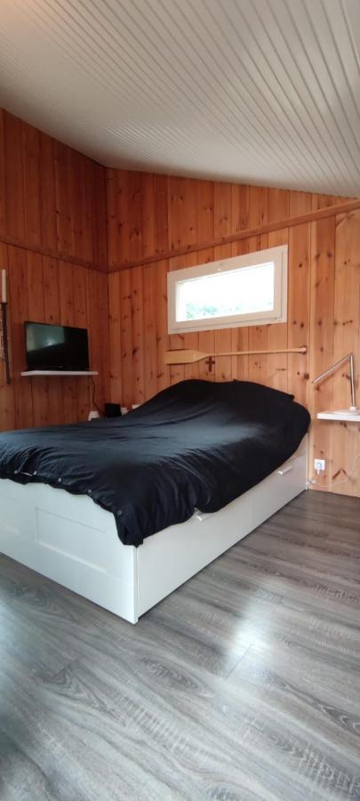 Chalet Du Bonheur - La Jenny Naturist Area Льо Порж Екстериор снимка